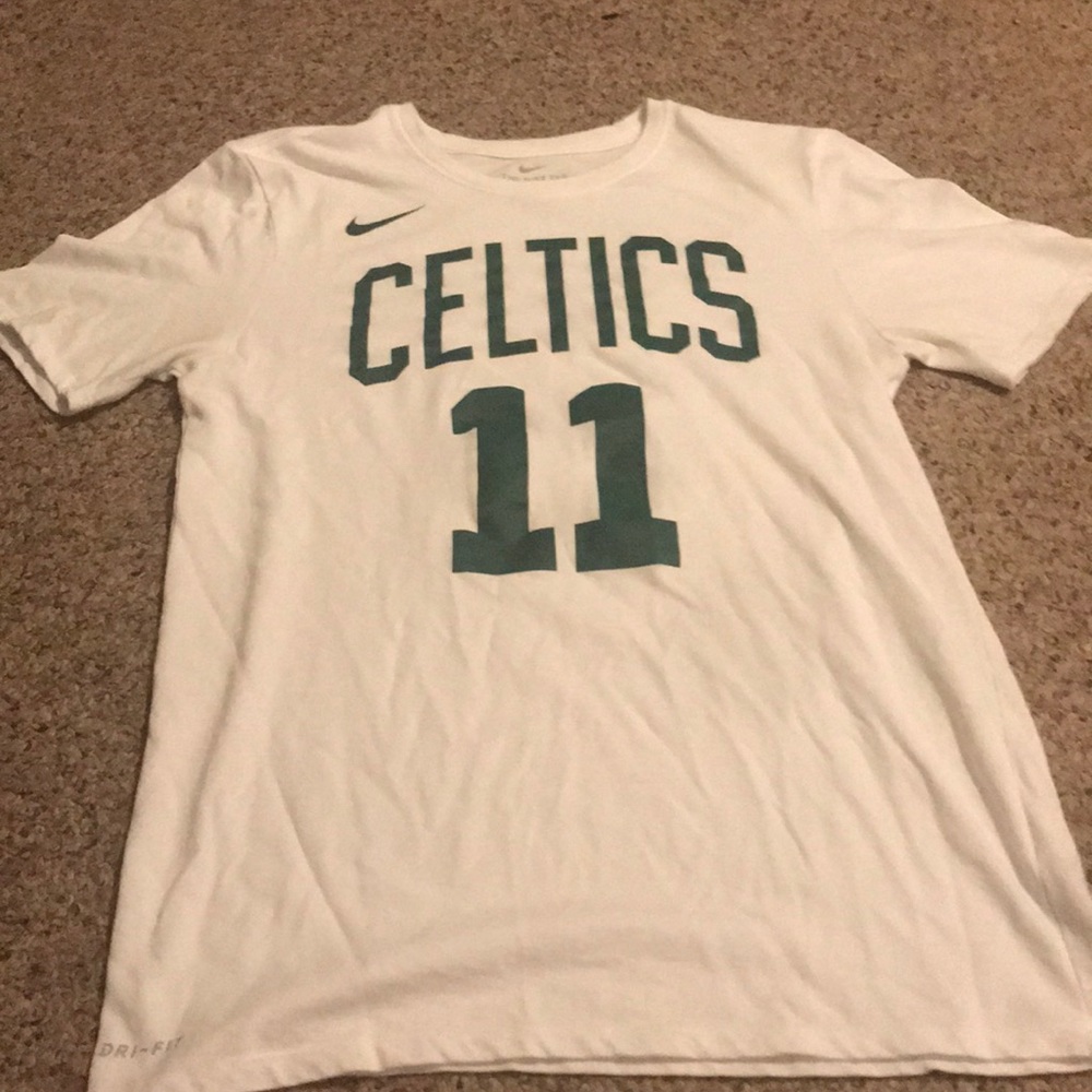 Celtics T-Shirt - only worn once!